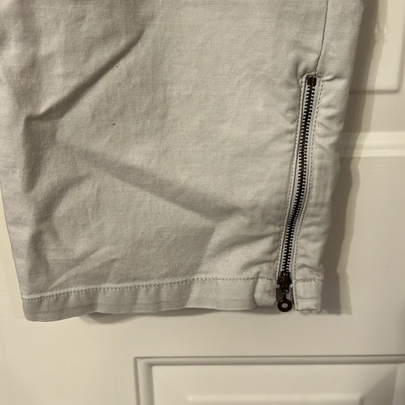 🇺🇸Coldwater Creek khaki capri pants, size 12 - Picture 6 of 8